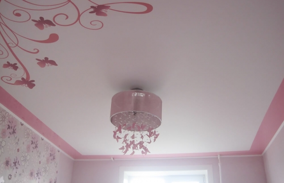 спайка потолков Эффективный, недорогой и яркий способ сделать интерьер ярче - это заказать в компании "Инталия" спаянные полотна натяжного потолка. С помощью этой технологии, вы сможете добиться эффекта многоуровневого натяжного потолка, но ощутимо дешевле и с некоторыми приятными отличиями.Эффективный, недорогой и яркий способ сделать интерьер ярче - это заказать в компании "Инталия" спаянные полотна натяжного потолка. С помощью этой технологии, вы сможете добиться эффекта многоуровневого натяжного потолка, но ощутимо дешевле и с некоторыми приятными отличиями.