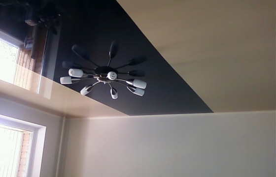 спайка потолков Эффективный, недорогой и яркий способ сделать интерьер ярче - это заказать в компании "Инталия" спаянные полотна натяжного потолка. С помощью этой технологии, вы сможете добиться эффекта многоуровневого натяжного потолка, но ощутимо дешевле и с некоторыми приятными отличиями.Эффективный, недорогой и яркий способ сделать интерьер ярче - это заказать в компании "Инталия" спаянные полотна натяжного потолка. С помощью этой технологии, вы сможете добиться эффекта многоуровневого натяжного потолка, но ощутимо дешевле и с некоторыми приятными отличиями.