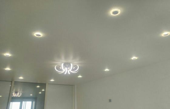 натяжные потолки для гостиной var widgetOptions33799 = { bg_color: "transparent" }; (function() { var a = document.createElement("script"); a.async = true; a.src = (document.location.protocol == "https:" ? "https:" : "http:") + "//ucalc.pro/api/widget.js?id=33799&t="+Math.floor(new Date()/1800000); document.getElementsByTagName("head").appendChild(a) })();