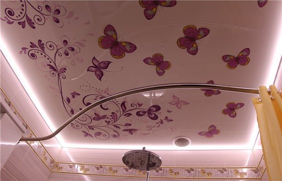 натяжные потолки для ванной комнаты,натяжной потолок для ванной Выбор натяжного потолка для ванной комнаты – ответственная задача, ведь чтобы не испортиться, потолок должен соответствовать многим требованиям: